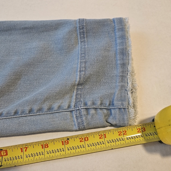 J Jill Authentic Fit crop light stone wash, frayed hem, straight leg, size 12 - Picture 9 of 15